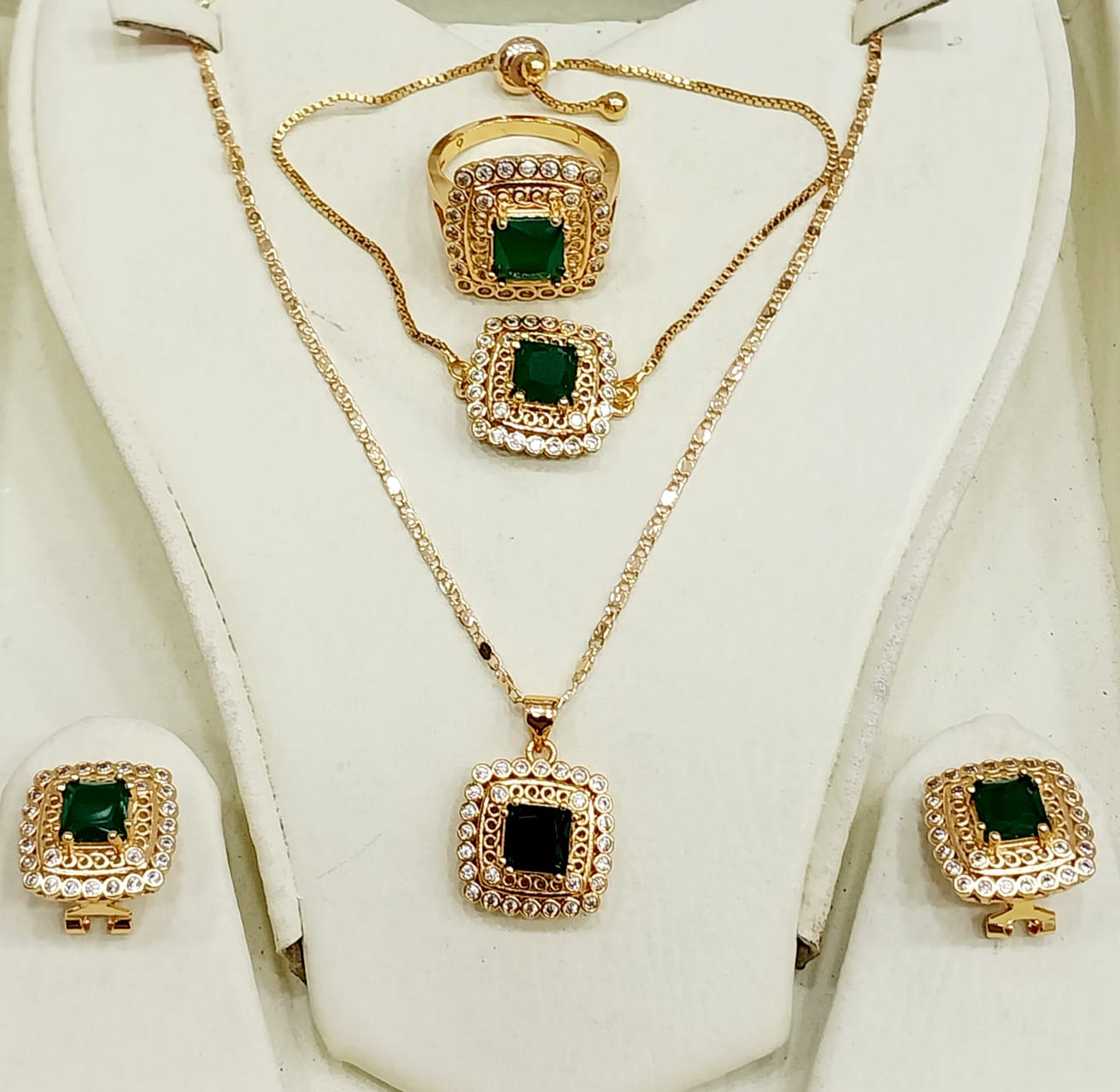 Premium Quality Zircon Necklace Set